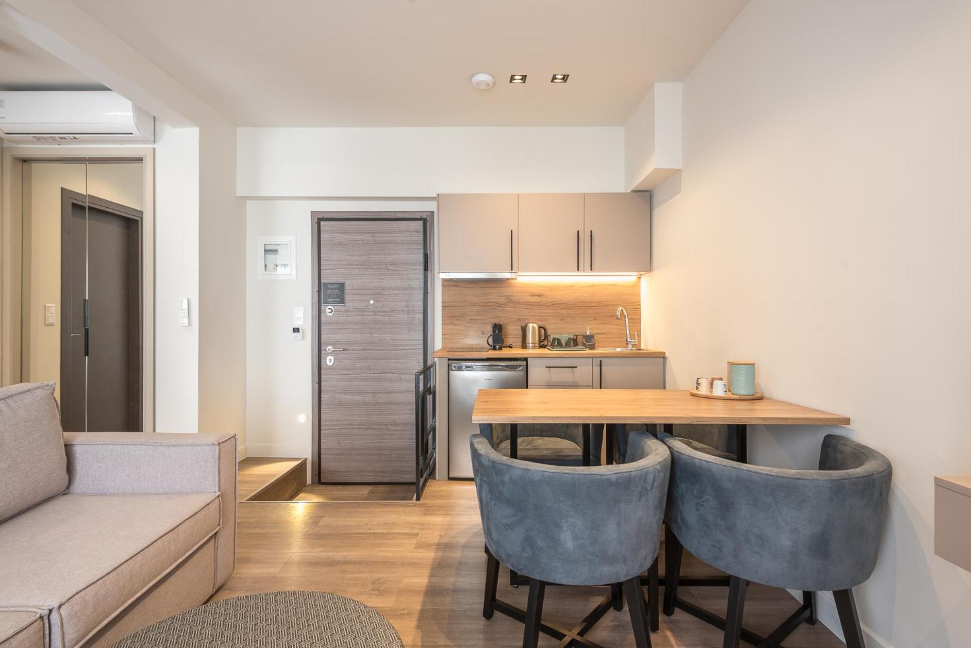 Aeiphoria Suites & Rooms - אתונה חדר תמונה